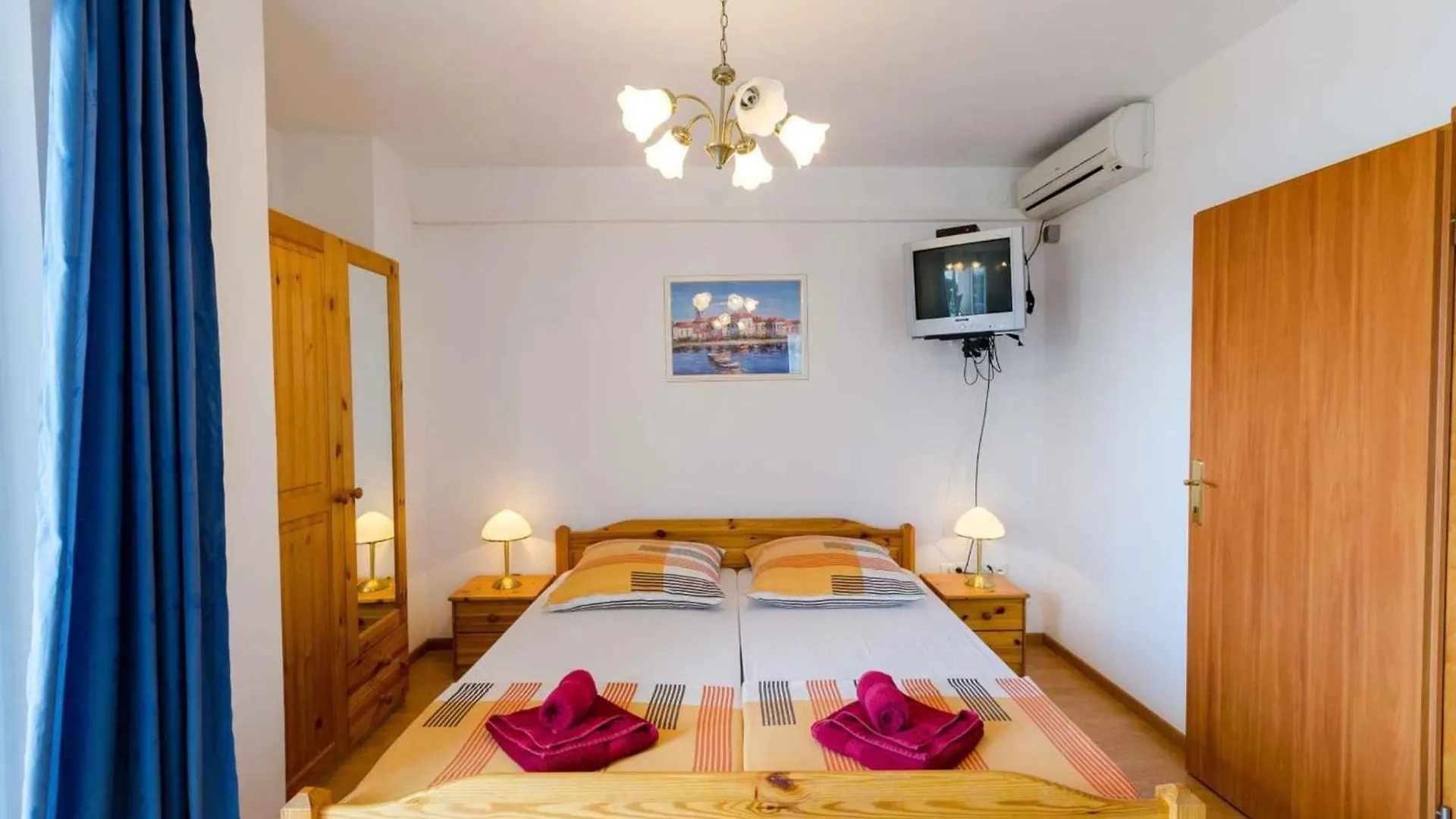 Apartments In Crikvenica 5281