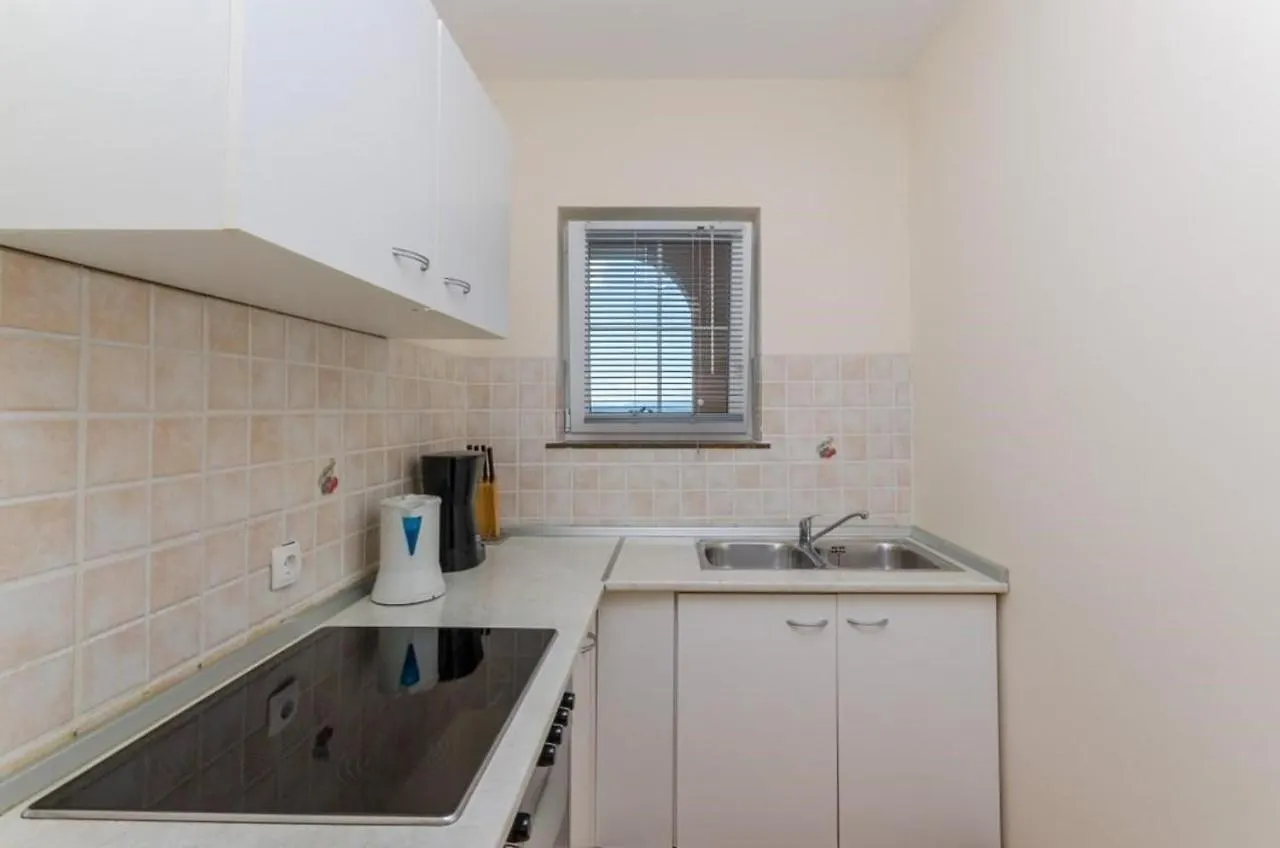 Apartments In Crikvenica 5281